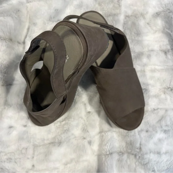 Eileen Fisher Dark gray Wedge Sandals women’s size 10 - Picture 7 of 10